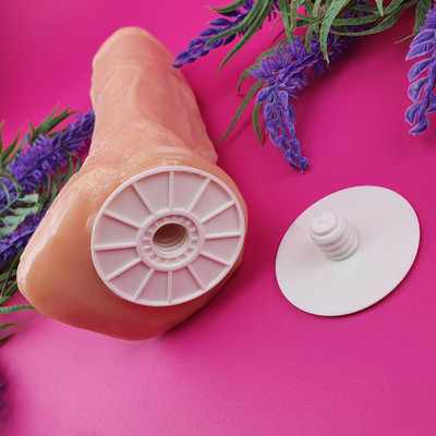 Foto 3 do produto Cinta Peniana com Pênis Realístico em Silicone com Glande Definida, Veias Salientes e Escroto - 18,5 x 5,4 cm |Magic Sexy