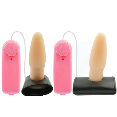 Foto 4 do produto Cinto de Castidade Feminino em Couro Sintético com 2 Plugs Para Penetração com Vibração e Cadeado