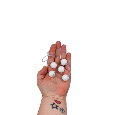 Foto 13 do produto Colar Tailandês para Pompoarismo com 5 Esferas Plásticas, Cordão em Silicone e Argola Acrílica - La Pimienta | Disponível em 7 Cores