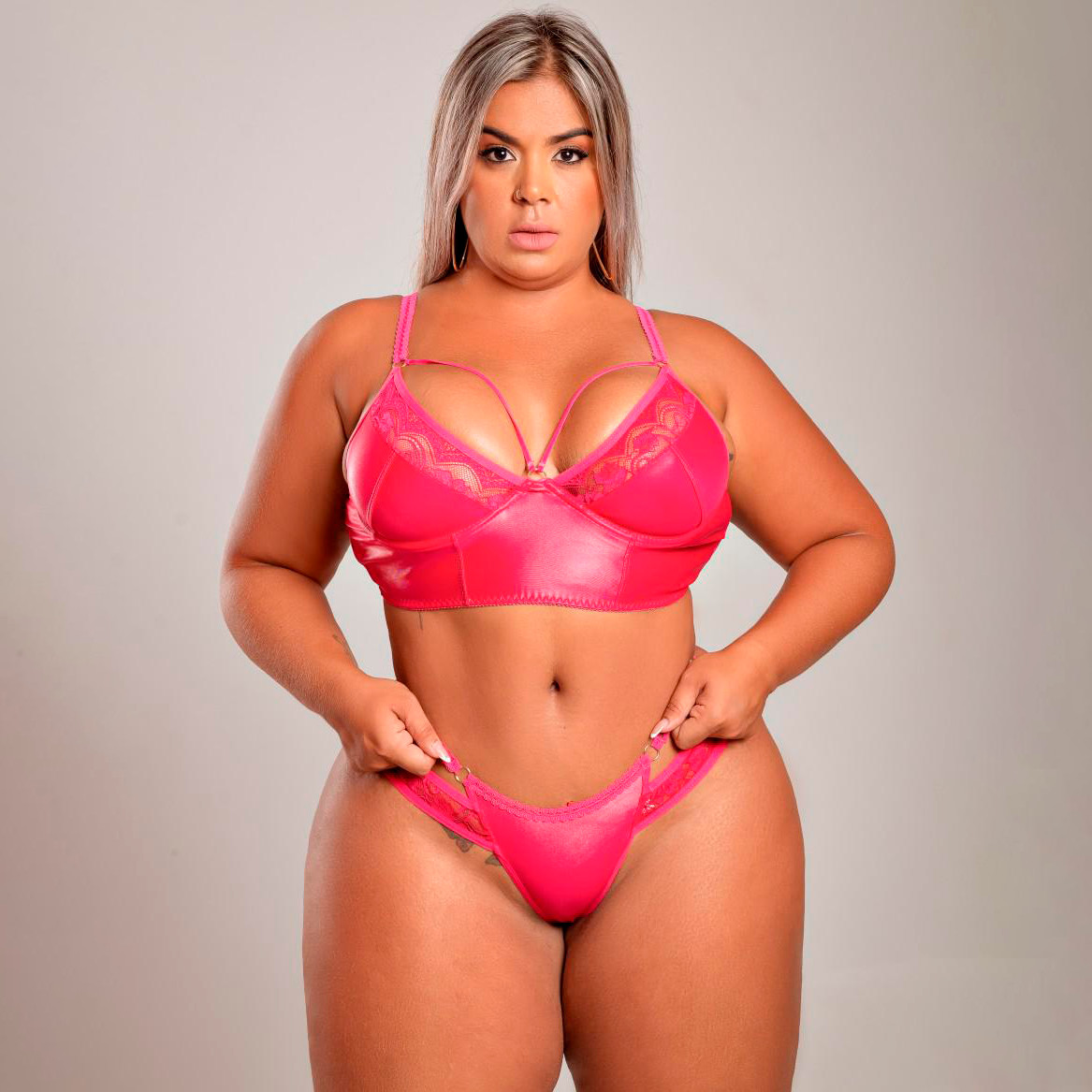 Conjunto em Cirre Sensual Sem Bojo e com Aro - Garota Veneno | Disponível em 4 Cores e 4 Tamanhos Plus Size - 2