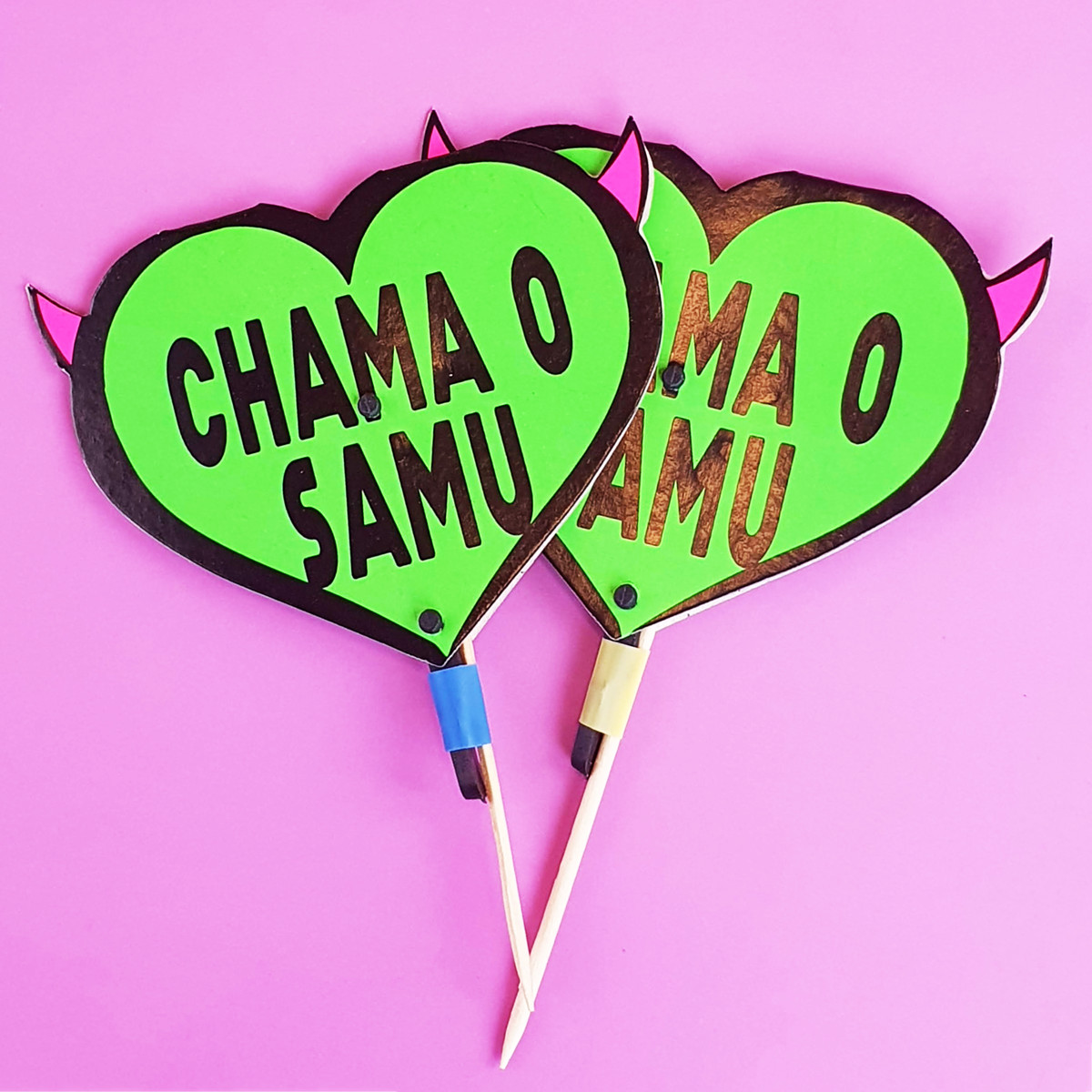 Conjunto de Espetinhos Coração Neon Decorativos para Mesa - FestaChic - 3