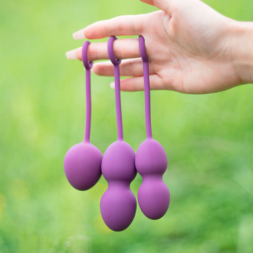 Conjunto de Pesos para Pompoarismo com 3 Tipos de Pesos Diferentes - Svakom Nova | Disponível em 3 Cores - 19