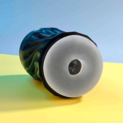 Foto 4 do produto Copo Masturbador Recarregável, Canal Penetrável Texturizado, 3 Movimentos em Espiral e 7 Modos de Vibração - Evolved Playboy Pleasure Solo Stroker