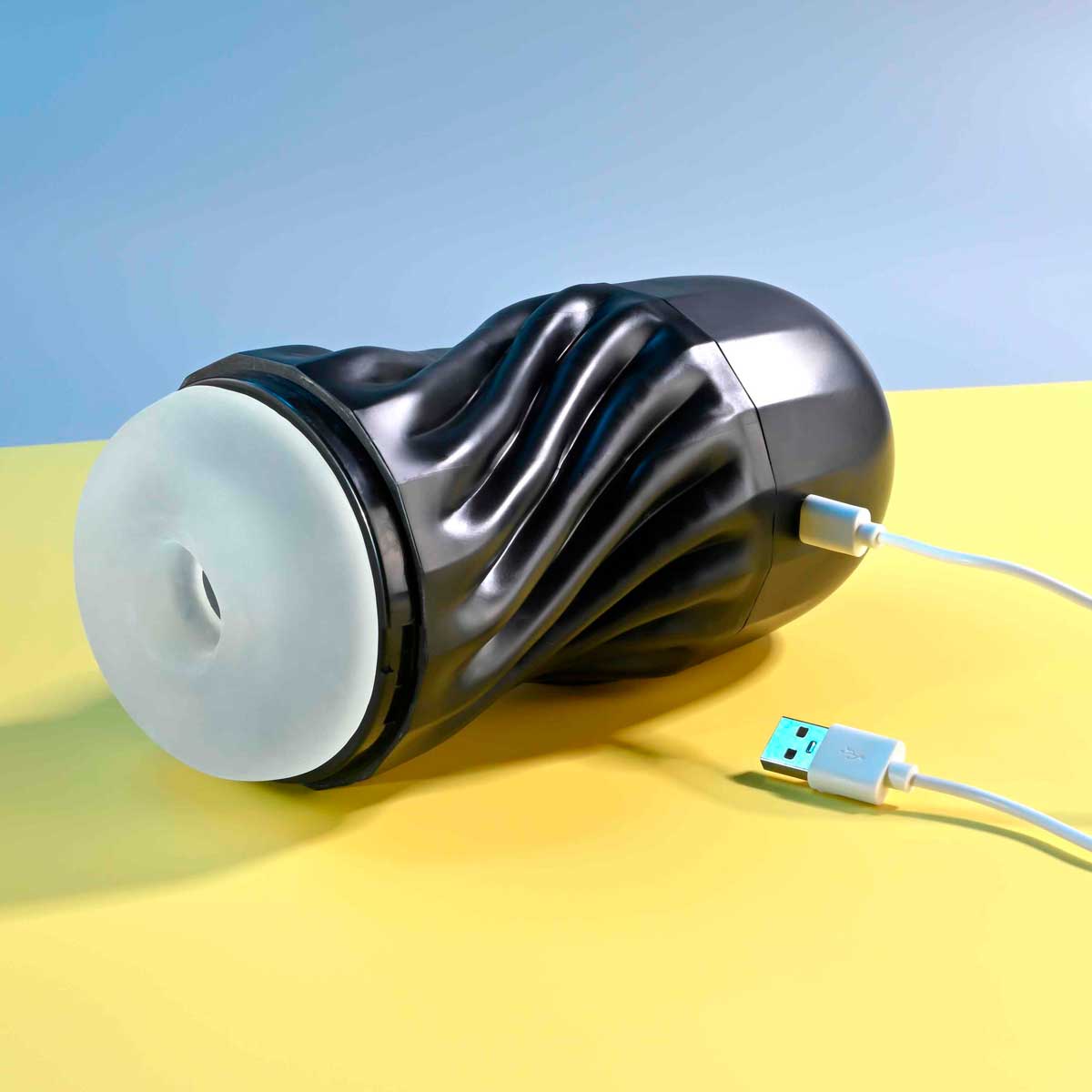 Copo Masturbador Recarregável, Canal Penetrável Texturizado, 3 Movimentos em Espiral e 7 Modos de Vibração - Evolved Playboy Pleasure Solo Stroker - 6