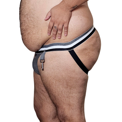 Cueca JockStrap com Detalhe de Fivela e Mosquetão em Metal - Exclusiva Lingerie | Tamanho Plus Size