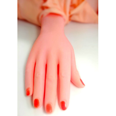 Foto 4 do produto Cute Baby Doll - Boneca Inflável com Cabeça, Seios, Pés e Mãos em Silicone, 2 Orifícios Penetráveis em Cyberskin e Vibro - 1,50 m