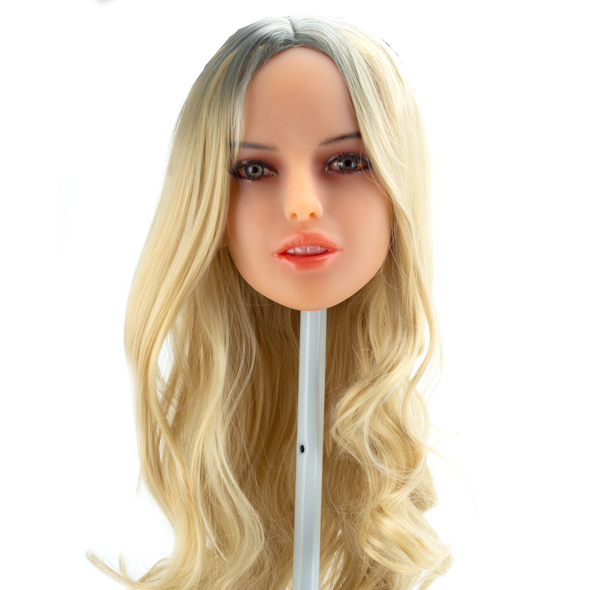 Dani - Boneca Realística em TPE com Cabelo Longo Loiro, Olhos Azuis, Seios Médios, Vértebras em Aço e Demais Acessórios - 38 kg e 1,66 Metros de Altura - 13