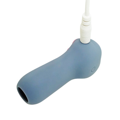 Foto 3 do produto Dedeira Estimuladora de Clitóris com Formato de Patinha em Silicone, Recarregável via Cabo USB e 10 Modos de Vibração - YY Horse | 7,5 x 3,5 cm
