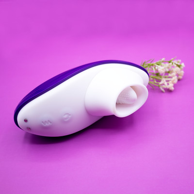 Simulador de Sexo Oral Estimulador de Clítoris em Silicone com 7 Modos de Estimulação, Função de Aquecimento e Recarregável - Dibe Sex Massager | 12,9 x 5,5 cm