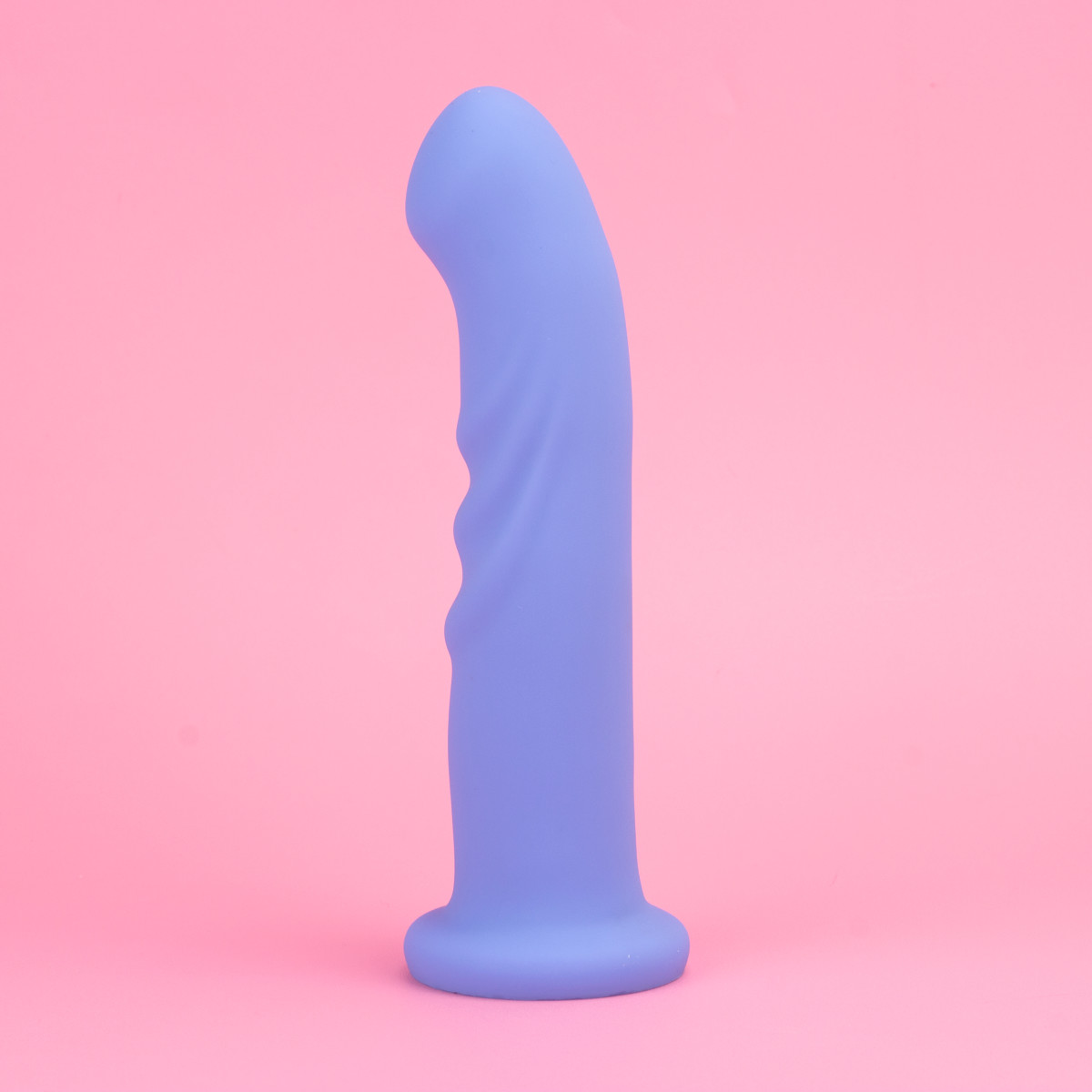 Dildo em Silicone Macio com Relevos, Ventosa, 10 Modos de Vibração, Rotação e Carregamento via Cabo USB - Exclusiva Ângelo - 3