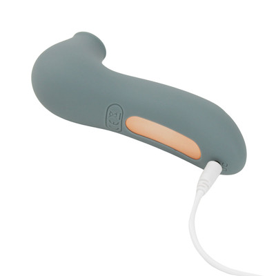 Foto 6 do produto Estimulador Clitoriano Recarregável em Silicone com 10 Níveis de Pulsação - Topo Toys Essencial Velvety | Disponível em 2 Cores