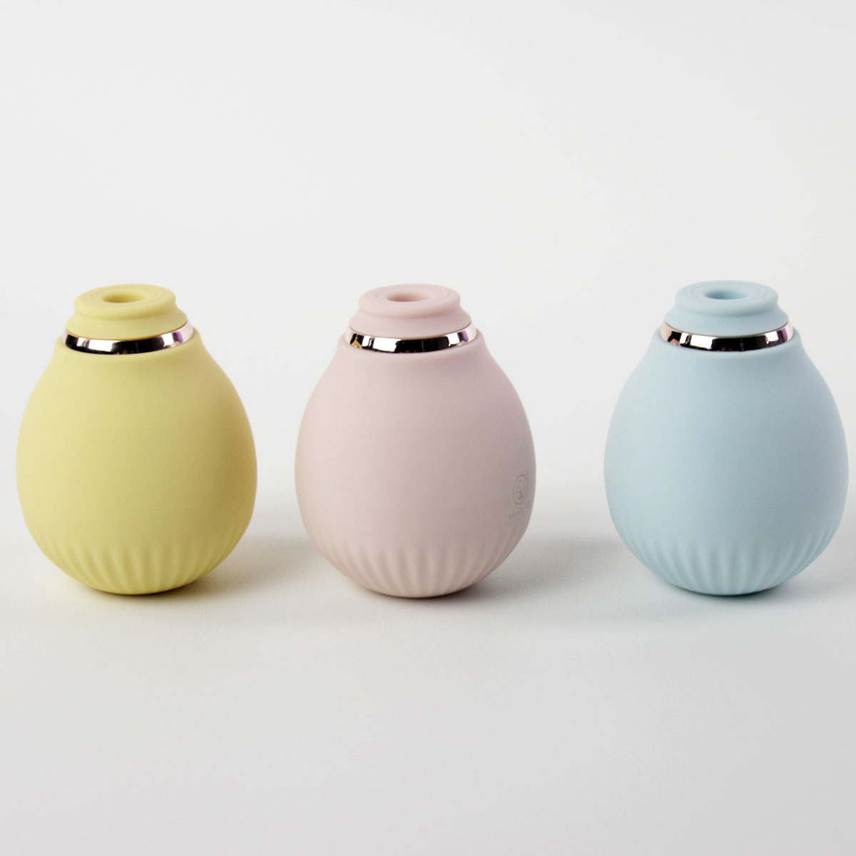 Estimulador Clitoriano Recarregável em Silicone com 10 Modos de Pulsação - Topo Toys Lily | Disponível em 3 Cores - 7