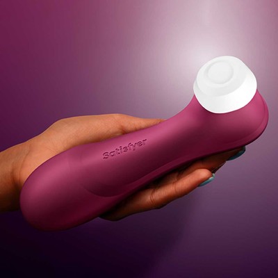 Foto 7 do produto Estimulador Clitoriano em Silicone com Tecnologia Liquid Air, App Control, 12 Modos Vibração e à Prova D'água - Satisfyer PRO² Generation 3 | 16,5 x 4,1 cm | Disponível em 2 Cores