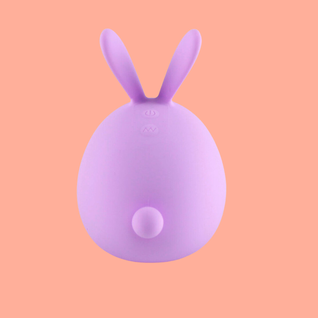 Estimulador de Clitóris com 3 Níveis de Sucção, 10 Modos de Vibrações e Base Recarregável via USB Magnético - Kistoy Miss KK | Disponível em 2 Cores - 7