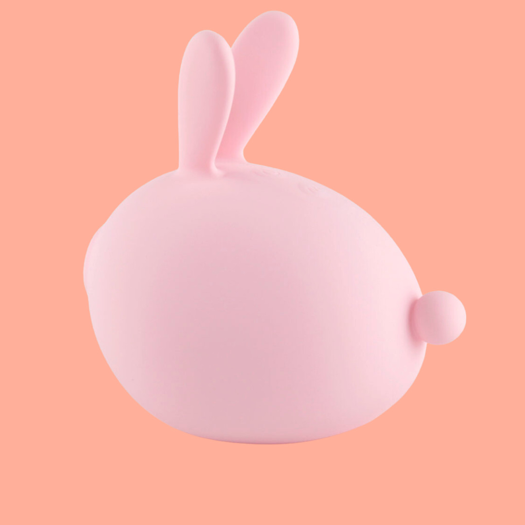 Estimulador de Clitóris com 3 Níveis de Sucção, 10 Modos de Vibrações e Base Recarregável via USB Magnético - Kistoy Miss KK | Disponível em 2 Cores - 2