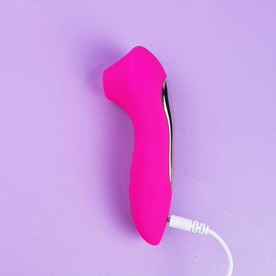 Foto 8 do produto Estimulador de Clitóris em Silicone com 10 Intensidades de Pulsação e Recarregável por USB | 11,6 x 3,7 cm | Disponível em 4 Cores