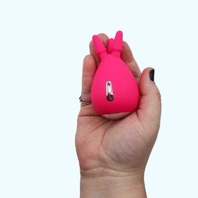 Estimulador de Clitóris em Silicone com 3 Pontas Massageadoras, 10 Modos de Vibração e Recarregável - Good Vibe Toys | 9 x 5 cm