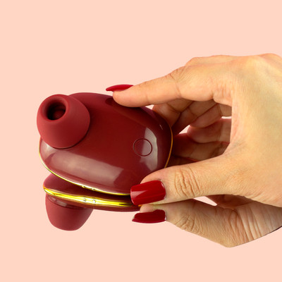 Estimulador de Clitóris em Silicone com 5 Modos de Pulsação e Recarregável - Exclusiva Emma | Disponível em 4 Cores