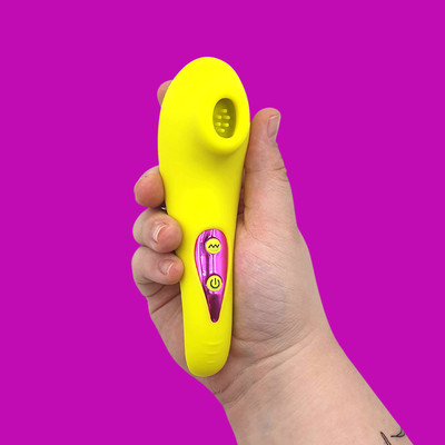 Estimulador de Clitóris em Silicone com Cerdas Massageadoras, 10 Modos de Pulsação e Recarregável - Intt Toys Euphoria Collors