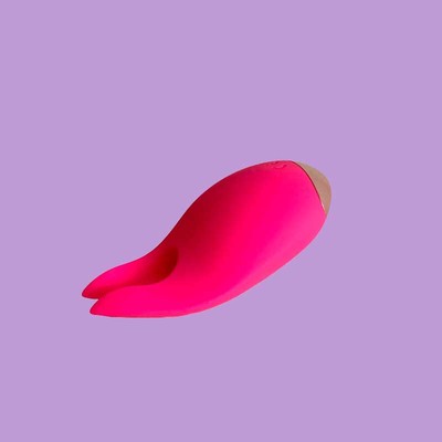 Foto 2 do produto Estimulador de Clitóris em Silicone com Ponta Bifurcada, 10 Modos de Vibração, Resistente À Água e Recarregável - Good Vibe Toys