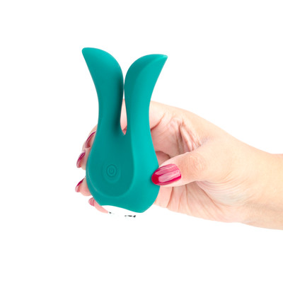 Foto 4 do produto Estimulador de Clitóris em Silicone com Ponta Dupla Massageadoras, 10 Modos de Vibração e Recarregável - Lilo Happy Rabbit | 12 x 5,8 cm | Disponível em 4 Cores