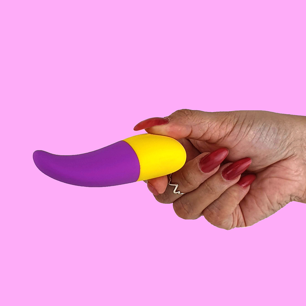 Estimulador em Silicone com Formato de Língua, 10 Modos de Vibração, Silencioso, Resistente à Água e Recarregável - Intt Toys La Lingueta Collors - 7