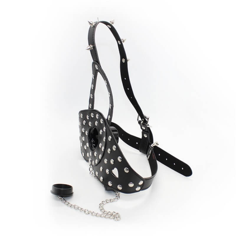 Focinheira em Couro Sintético com Fivelas Ajustáveis e Espinhos em Metal - 4