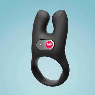 Foto 2 do produto Anel Peniano Recarregável em Silicone com 5 Intensidades de Vibração e Estimulador Clitoriano - Fun Factory Nós | Cor: Preto