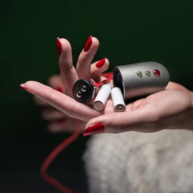 Vibrador em Silicone Soft Touch com Estimulador de Clitóris e 6 Modos de Vibração, a Prova D'Água - Fun Factory Darling Devil | 20,5 x 3,5 cm | 2 Cores - 6