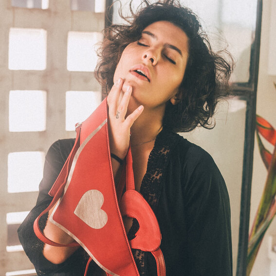 Fun Factory - Cinta Strap-on Toii Detalhe Coração | Cor: Vermelho - 14