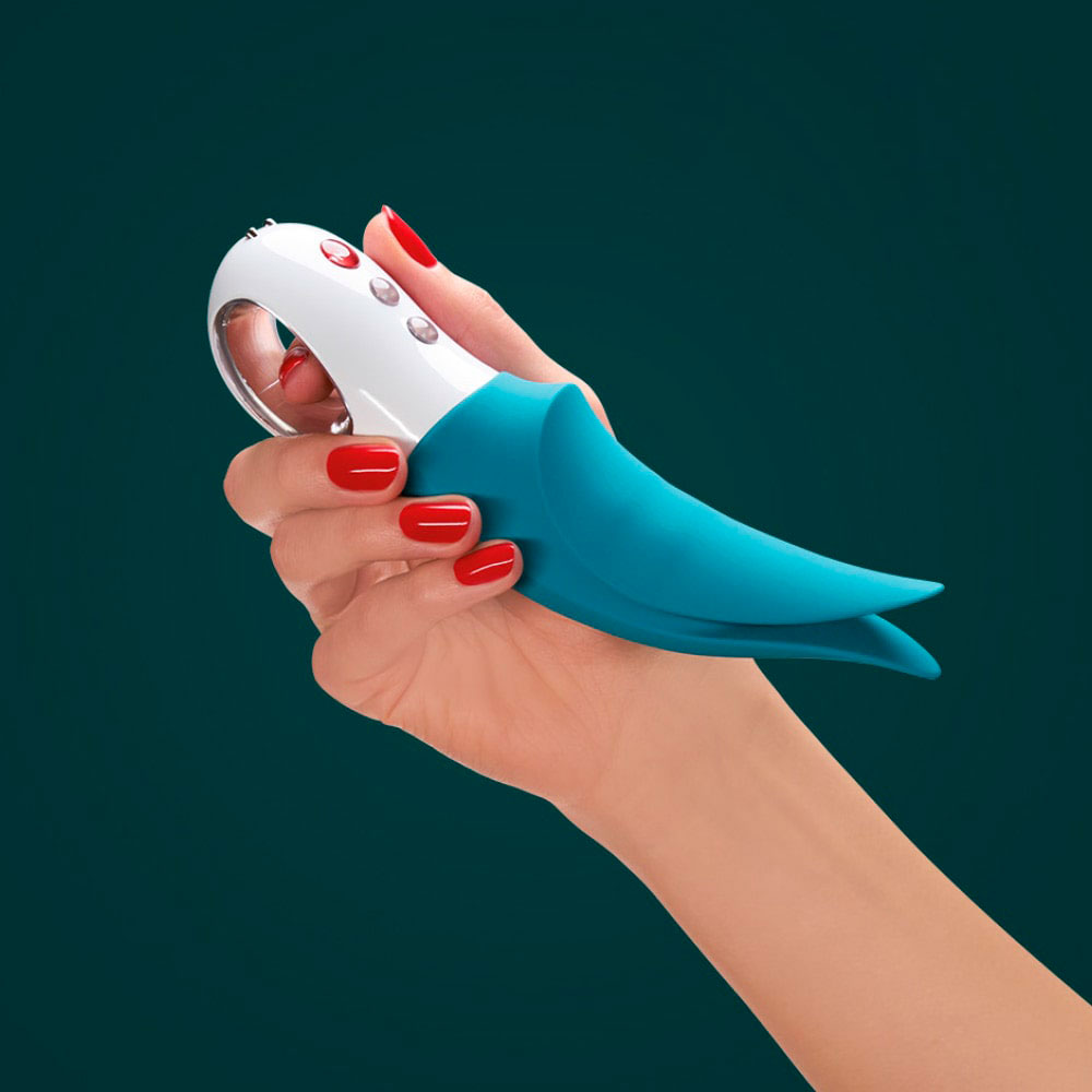 Vibrador Recarregável com Ponta Dupla para Estimular o Clítoris, Feito em Silicone com Coloração Vegana e 6 Modos de Vibração - Fun Factory Volta - 19,5 x 4 cm | Disponível em 3 Cores - 3