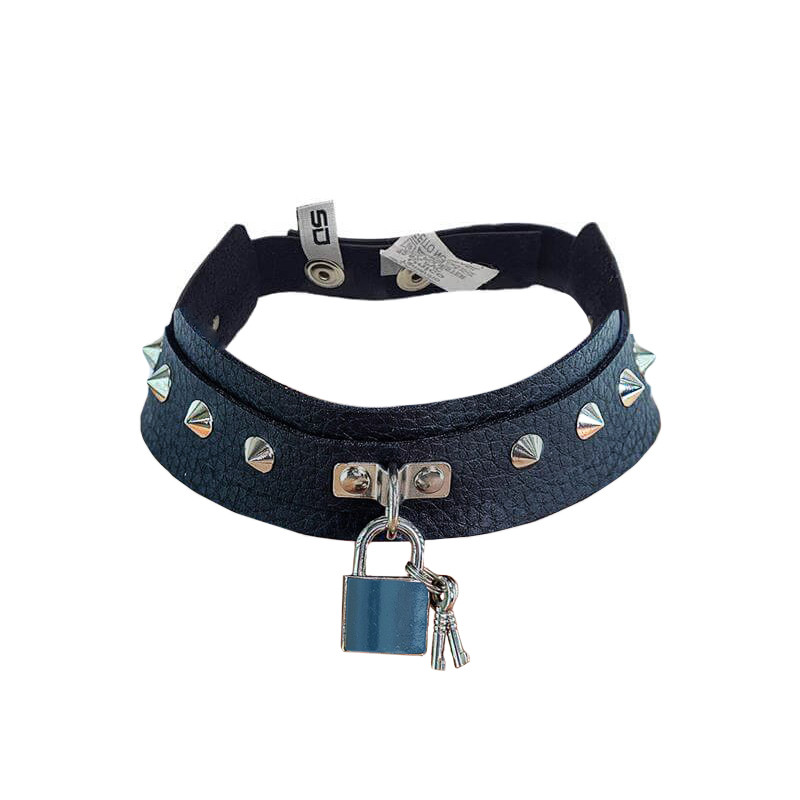 Gargantilha Com Cadeado em Couro Sintético e Detalhe em Níquel - Steves Designer - 3