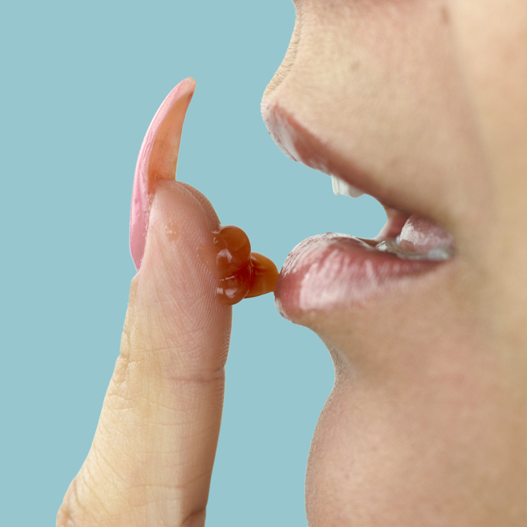 Gel Excitante Feminino com Efeito que Aquece, Refresca, Vibra e Sabor de Chiclete - Exclusiva Aura | 15g - 3