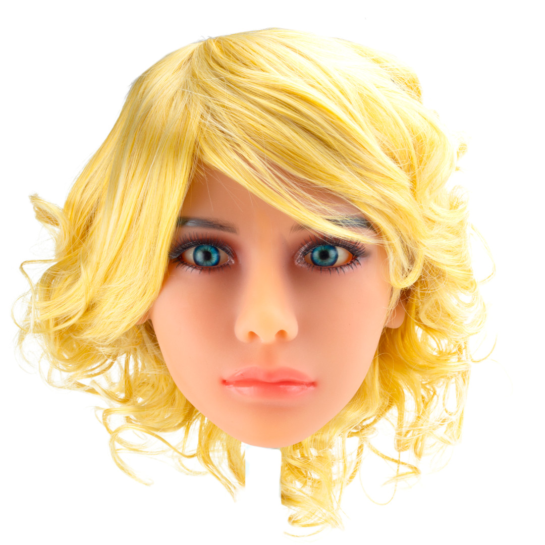 Gigi - Boneca Realística em TPE com Cabelos Curtos Loiros, Olhos Azuis, Seios Grandes, Vértebras em Aço e Acessórios - 37 kg e 1,68 Metros de Altura - 11