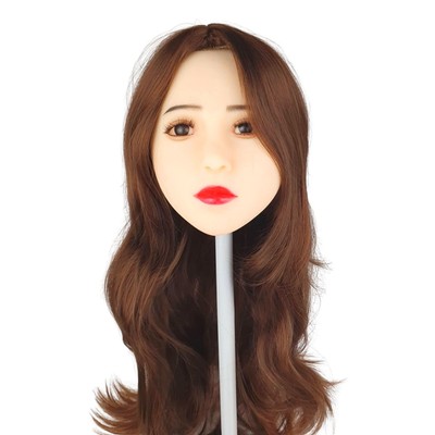 Giselle - Boneca Realística em TPE com Pele Branca, Cabelo Castanho Escuro longo, Olhos Castanhos, Seios Fartos, Vértebras em Aço e Acessórios - 41 Kg e 1,64 Metros de Altura