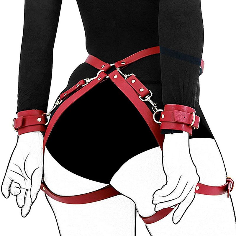 Harness em Couro Sintético com Braceletes e Detalhes com Argolas - Sexy Import | Tamanho Único | Disponível em 2 Cores - 11