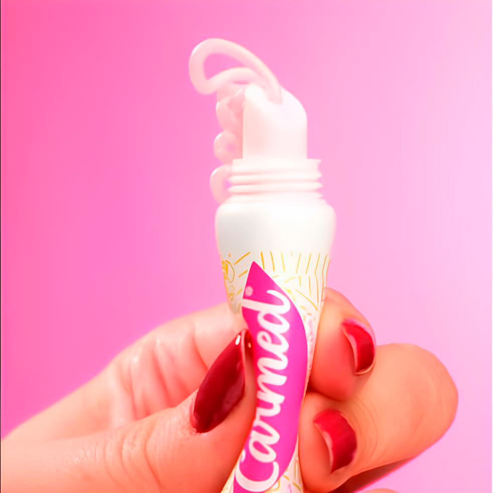 Hidratante Labial Diário com Efeito Gloss - Carmed Barbie | 10g | Disponível em 3 Cores - 6