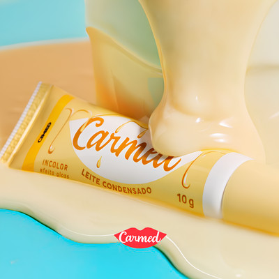 Hidratante Labial Diário com Manteiga de Cacau, Efeito Gloss e Aroma de Leite Condensado - Carmed Boiadeira | 10g | Cor: Incolor