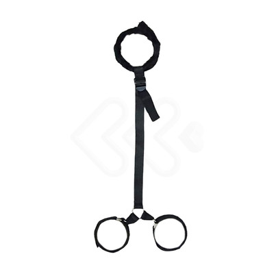 Foto 3 do produto Imobilizador com Coleira em Pelúcia e Par de Algemas - Anti Back Handcuffs Role Play