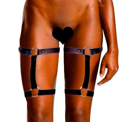 Arreio para Coxas em Couro Ecológico com Detalhes em Rebite e Fivela Ajustável - InNamorata Love Items - 2