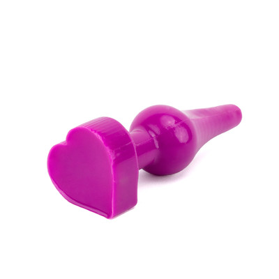Foto 2 do produto Plug Anal Cônico em PVC com Base Achatada no Formato de Coração - InNamorata Love Items N°01 | 8,6 x 2,8 cm