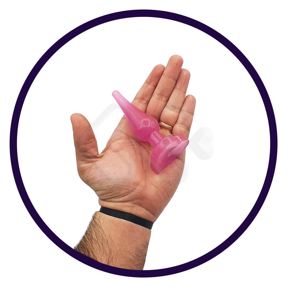 Plug Anal Cônico em Silicone, com Base Achatada no Formato de Coração na cor Rosa - InNamorata Love Items N°01 | 8,6 x 2,8 cm - 4