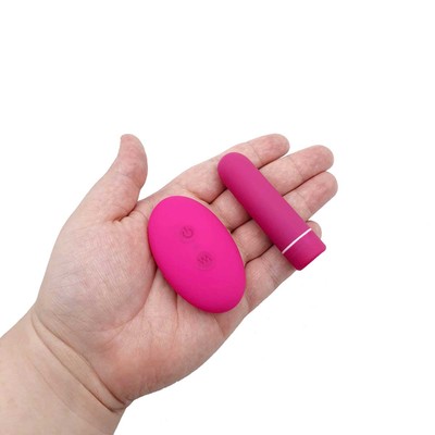 Bullet com Controle Remoto Sem Fio, 9 Modos de Vibração e Recarregável - Intt Control Me | 7 x 1,5 cm | Disponível em 2 Cores