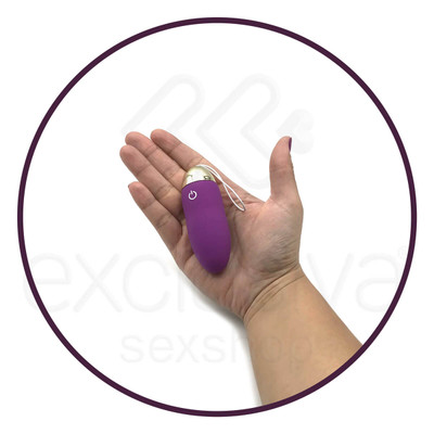 Foto 3 do produto Cápsula Vibratória em Silicone com 10 Modos de Vibração, Recarregável - Ivy | 8,1 x 2,8 cm | Cor: Roxo
