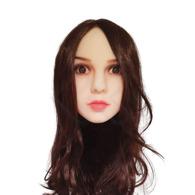 Jessica - Boneca Realística em TPE com Cabelos Longos, Olhos Castanhos, Seios Grandes, Vértebras em Aço e Acessórios - 39 kg e 1,68 Metros de Altura
