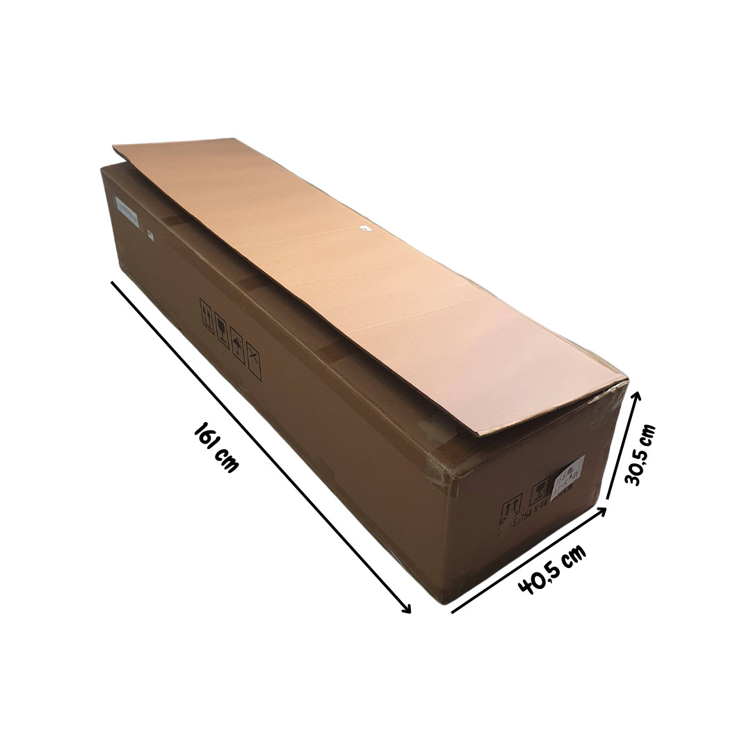 Kamila - Boneca Realística em TPE com Pele Branca, Cabelo Ruivo, Olhos Verdes, Seios Médios, Vértebras em Aço e Acessórios - 45 kg e 1,70 Metros de Altura - 10