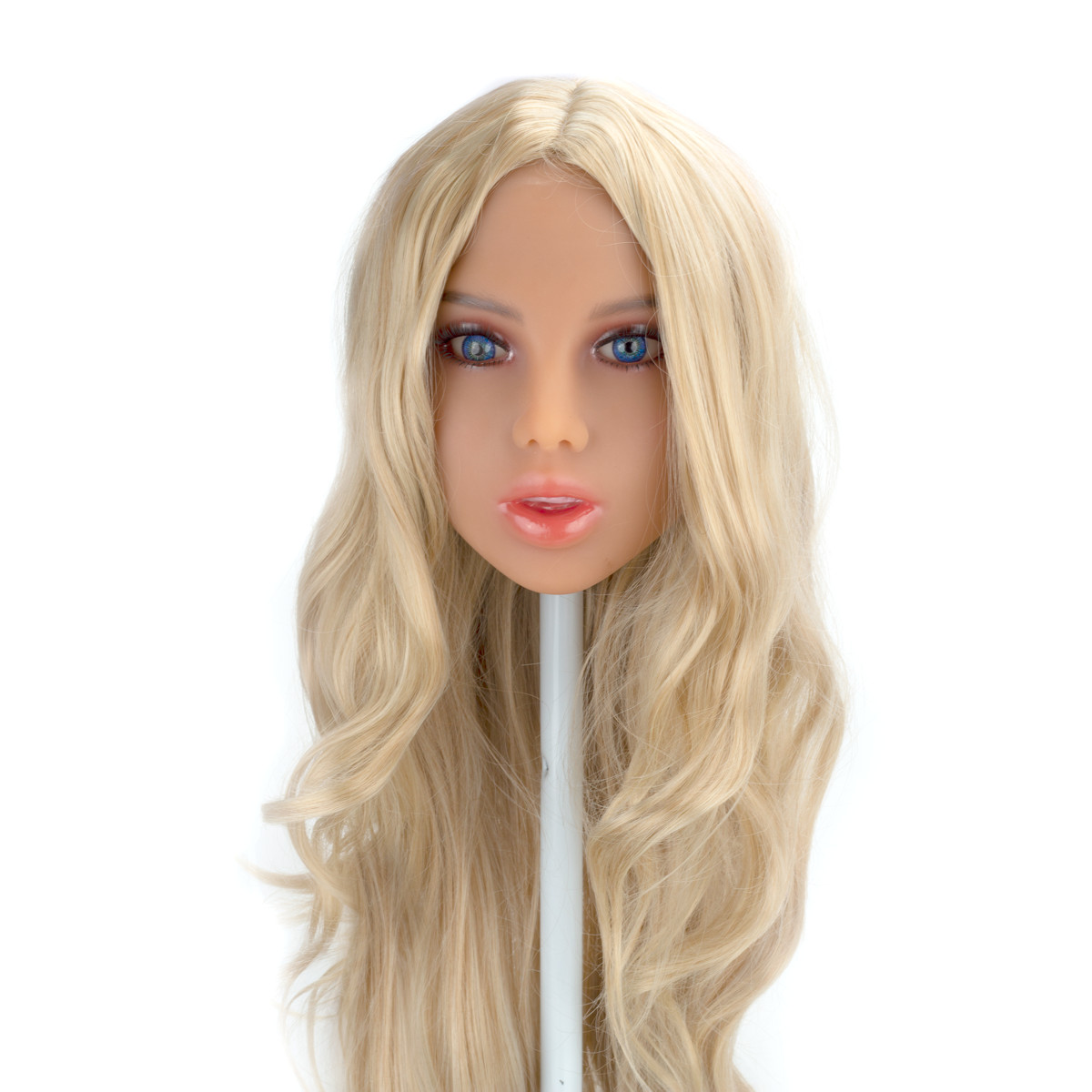 Karen - Boneca Realística em TPE de Pele Morena, Cabelos Loiros, Olhos Azul Claro, Seios Fartos, Vértebras em Aço e Acessórios - 34 kg e 1,48 Metros de Altura - 12