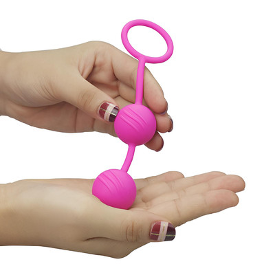Foto 2 do produto Bolas de Peso para Pompoar em Silicone com Relevo e 2 Esferas - Kegel Ball | Disponível em 2 Cores