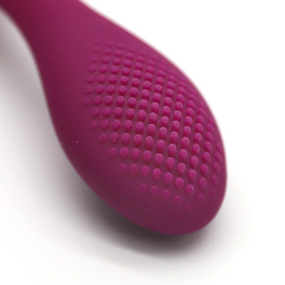 Foto 2 do produto Vibrador Estimulador de Ponto G e Clitóris Recarregável com 10 Modos de Vibração e Recarregável - Kisstoy Evelyn | 14 x 3,5 cm