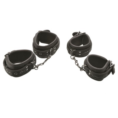 Foto 2 do produto Kit Bondage em couro Sintético com Par de Algemas e Tornozeleiras, Venda para os Olhos, Palmatória e Vibrador de Dedo - Adam & Eve Eve's Fetish Dreams